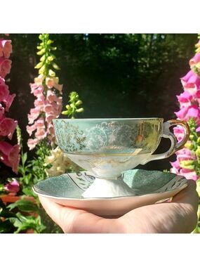 Vintage NAPCOWARE Lusterware Iridescent Teacup & Saucer C-6912 Footed Green Gold